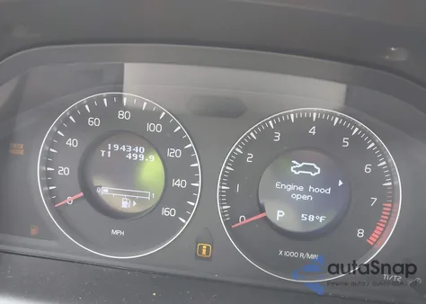 2010 Volvo Xc60 3.2 from USA, damaged, VIN YV4982DL0A2120321